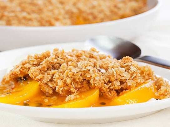 Peach And Custard Crumble 600g