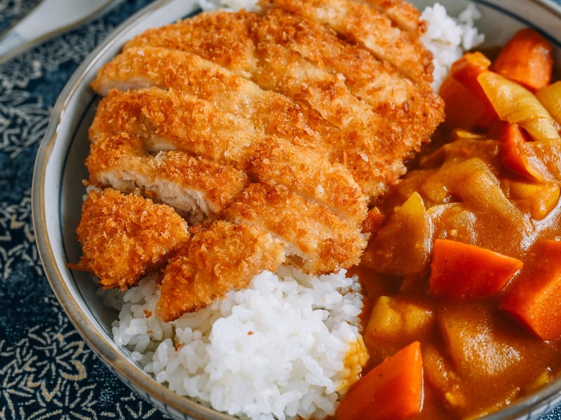 Japanese Pork Cutlet (Tonkatsu) Curry With Rice