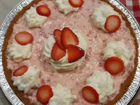 Strawberry Chiffon Pie