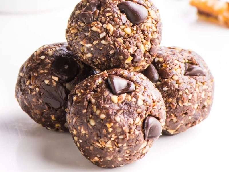 Chocolate Protein Balls