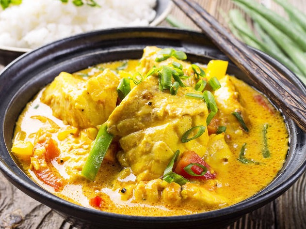 Turmeric And Coconut Fish Curry | High Protein