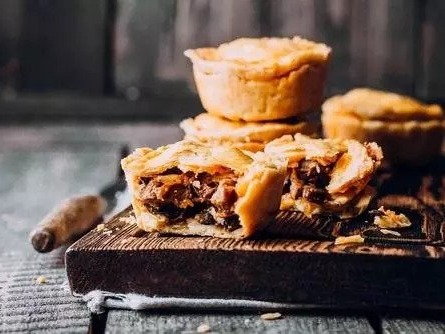 Chunky Beef Pie Pack