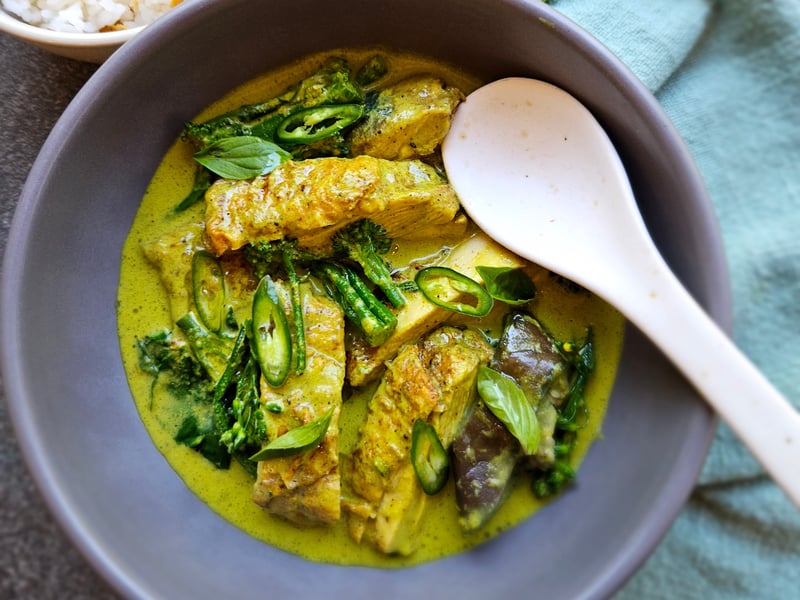 BBQ CHICKEN THAI GREEN CURRY