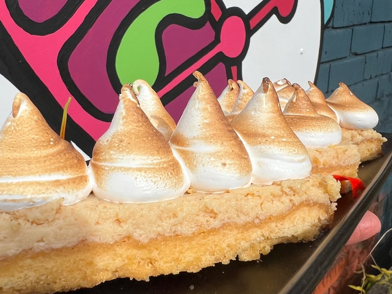 Lemon Meringue Slice