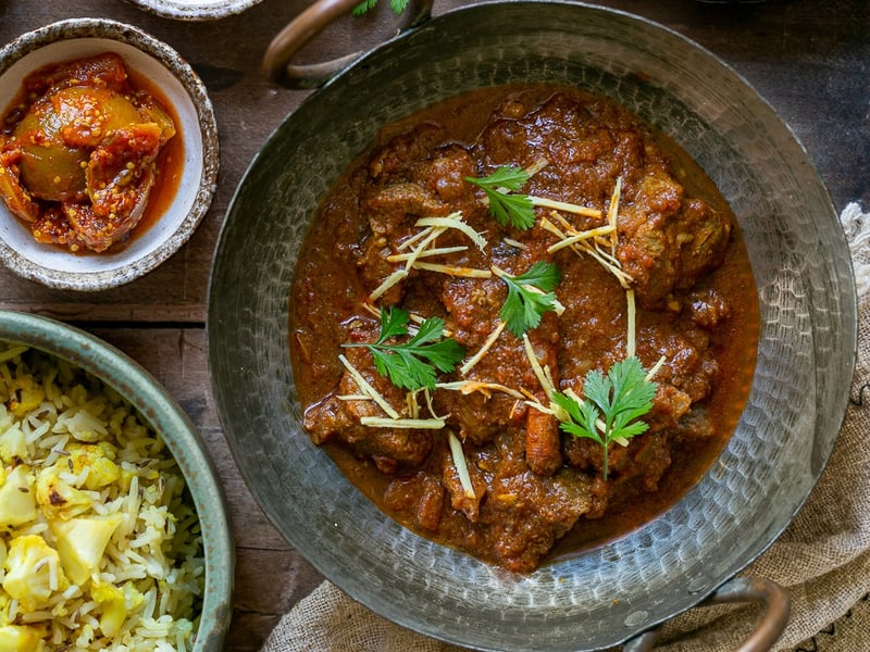 Lamb rogan josh curry with Peas Pulao