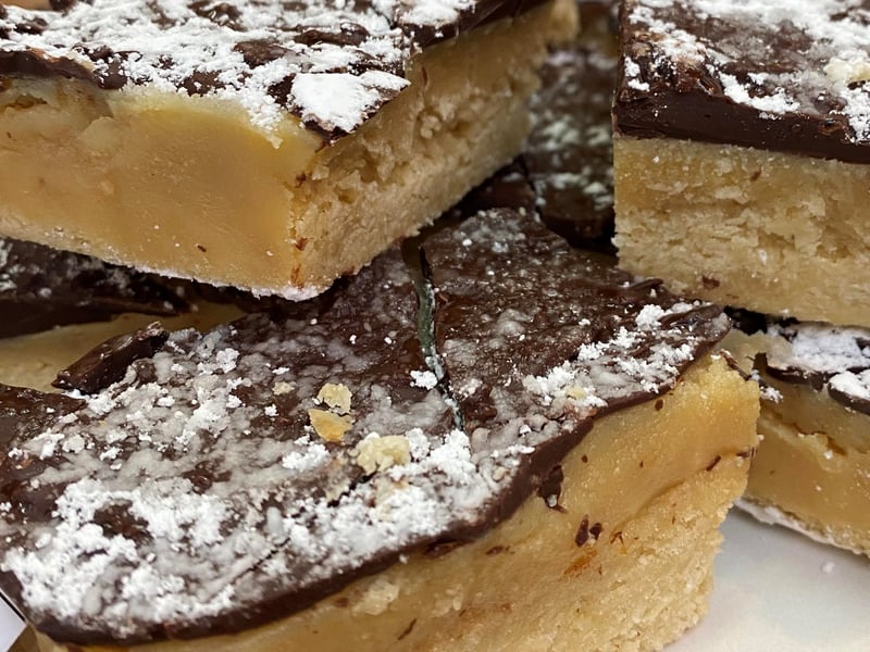 Caramel Crackle Slice (Gluten Free)