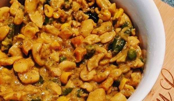 Cashew Curry 