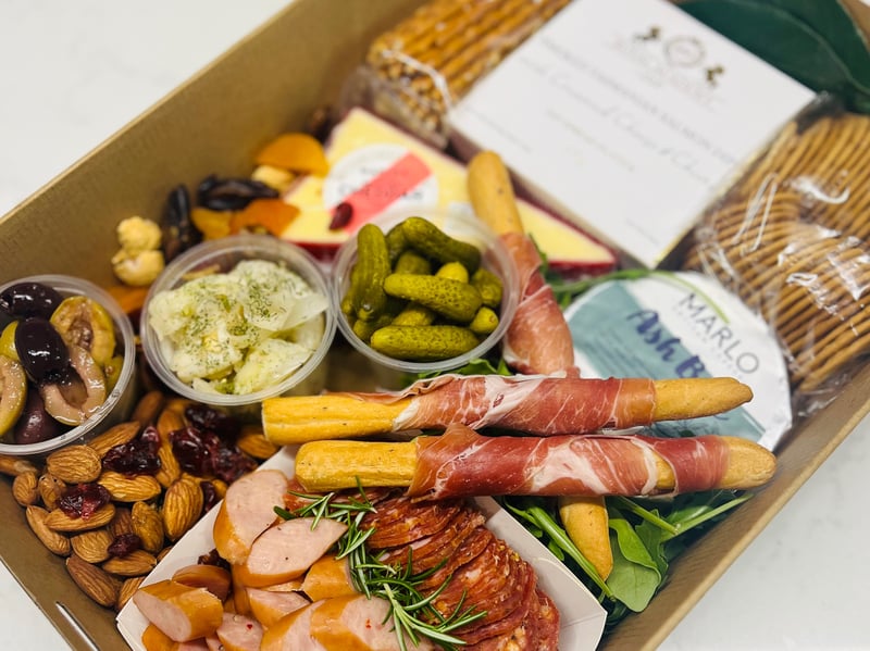 signature grazing box