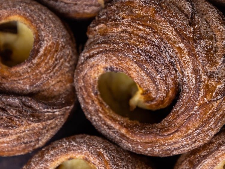 Cinnamon Scroll