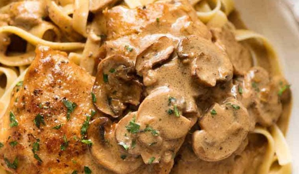 Chicken Stroganoff 