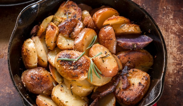 Crispy Smashed Roast Potatoes with Rosemary & Garlic (GF, DF, V)